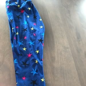 LuLaRoe OS Legging - Star print on dark blue